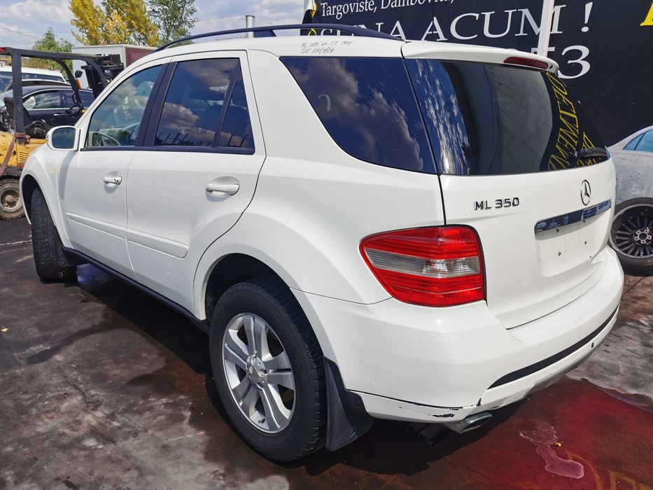 Dezmembrez mercedes ML w164 350i/bara fata ml/haion ml/stop ml/m272/