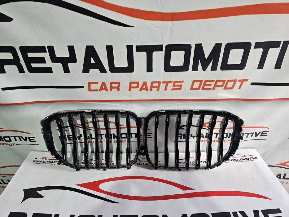 Grila radiator Bmw X5 G05 dupa 2019 cod 7454887