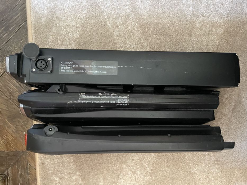 Vînd baterii bicicletă de 36v.