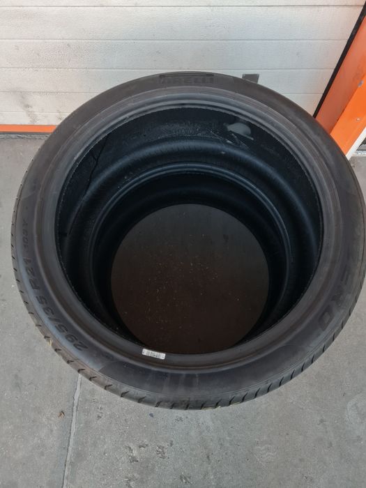 Летни гуми 2 броя PIRELLI PZero 295 35 R21 дот 4721
