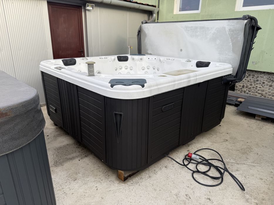 Jacuzzi Whirlpool Jakuzzi Balboa Viskan cadă cu hidromasaj spa ciubăr baie