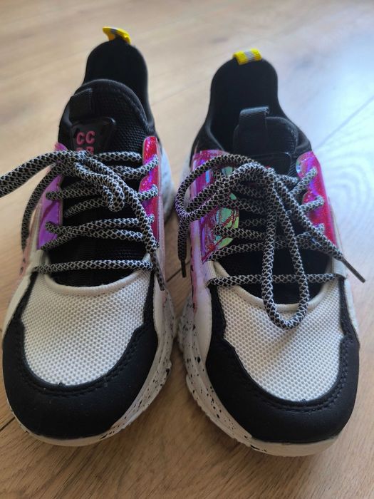 Стилни и удобни дамски маратонки