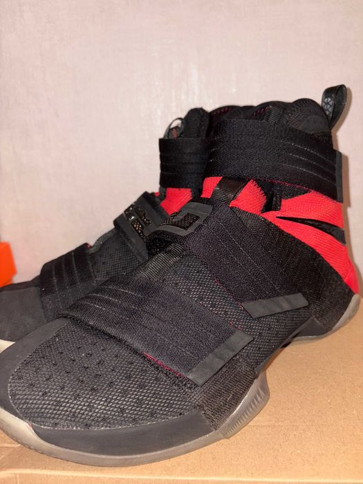 Nike LeBron Zoom Soldier 10 - Номер 44