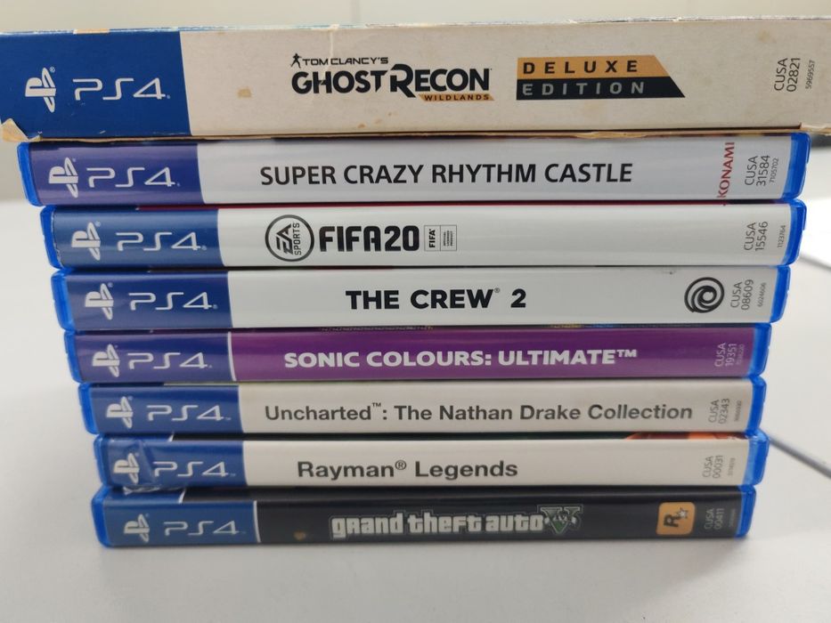 Vand pachet 8 jocuri ps4