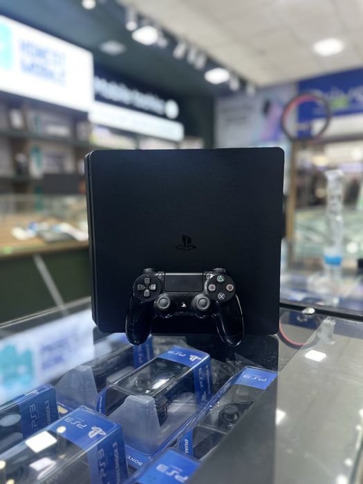 Ps4 slim 1TB b/u 250$