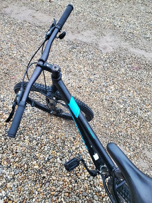 Bicicleta MTB Trek Marlin 5 27.5