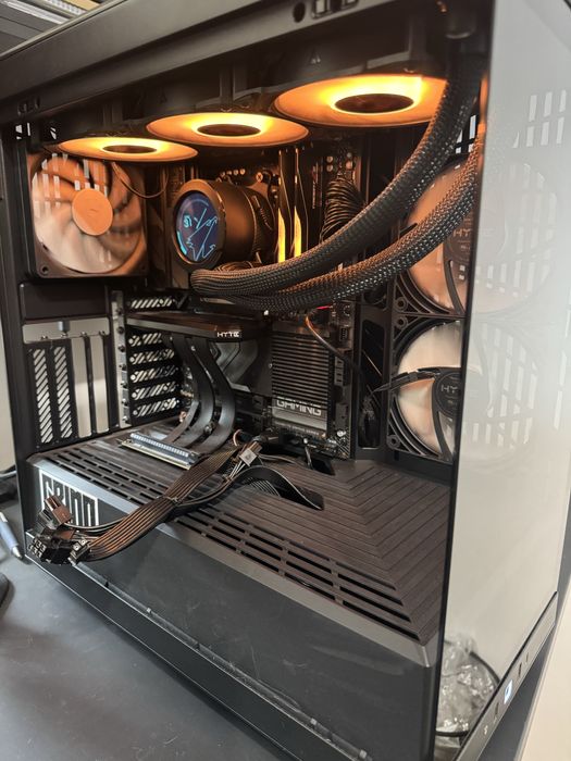 [Premium] PC Workstation / Gaming | Ryzen 9 7900X | 32 GB  DDR5 | X670E | 2TB 990 Pro