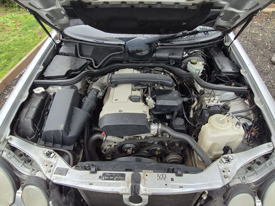 Mercedes E class w210 230 E
