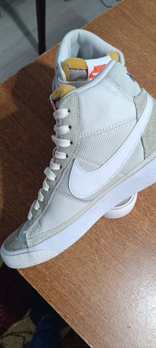 Blazer mid 77 white