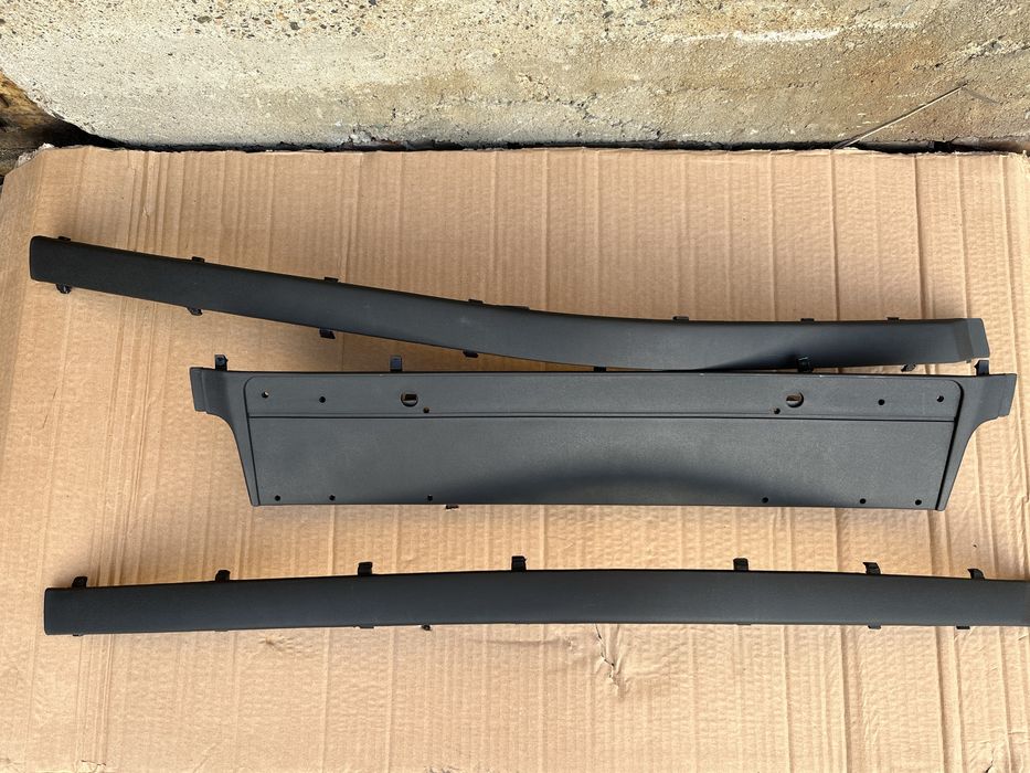 Бмв е39. Молдинги на передни бампер.