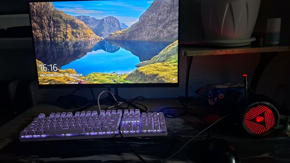 Продам игровой комп в хорошем состояний срочно