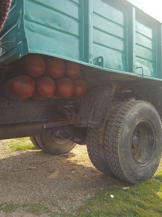 Зил 130 срочно сотилади