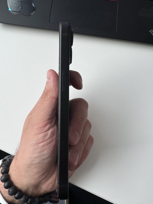 Продам айфон 15 черный , 128гб