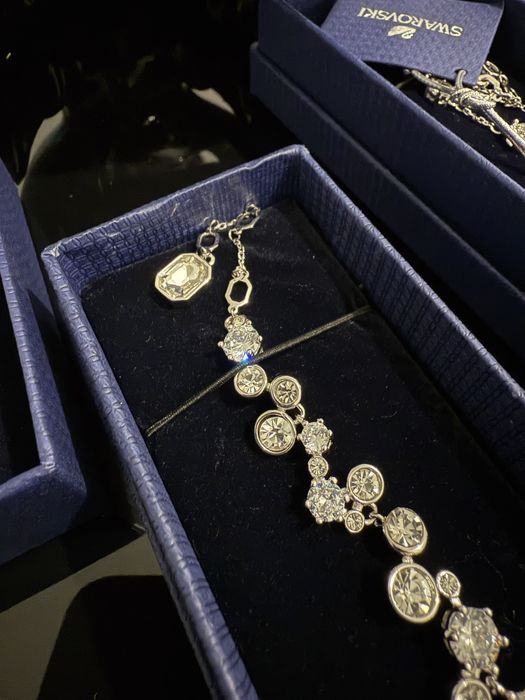 Set Swarovski Constella colier-bratara-cercei VIDEO whatsap