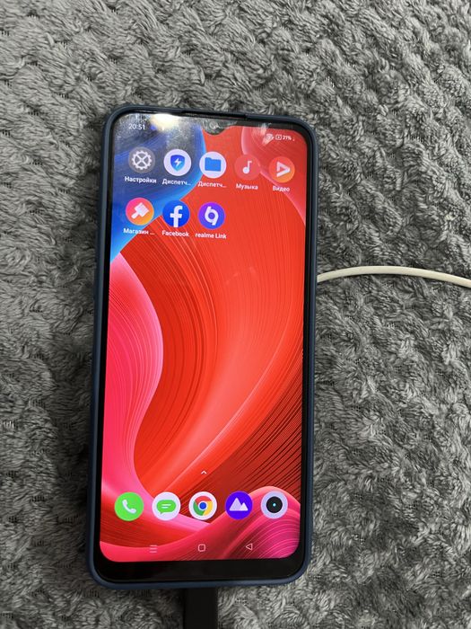 Продам телефон realmi 6i