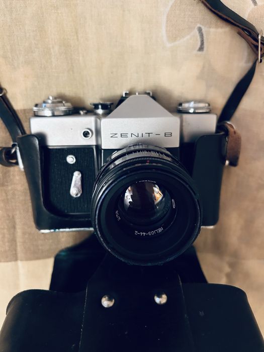 Продаю фотоаппарат Зенит В