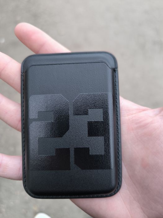 Кардхолдер магнитный