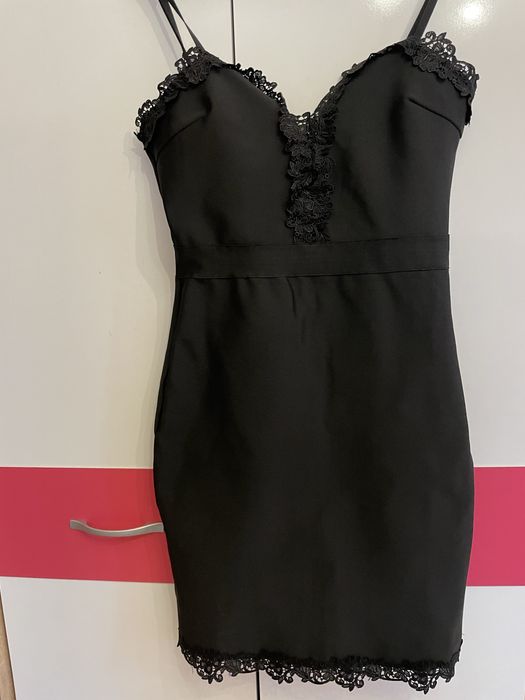 Официална дамска рокля Zara Guess Chanel Lucy Bershka Armani Gucci