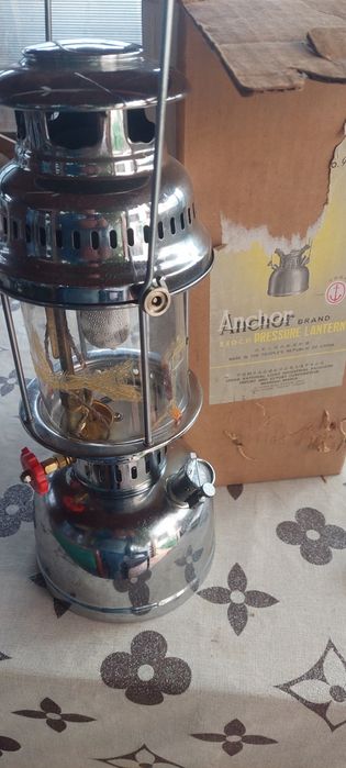 Vând lampa cu gaz sub presiune