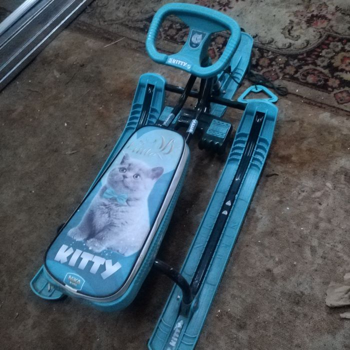 Продам  детский снегокат