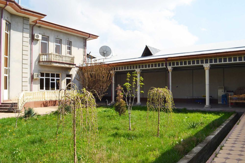 Продается элитный 2-этажный дом, 14.2 сотки, Согдиана Боулинг