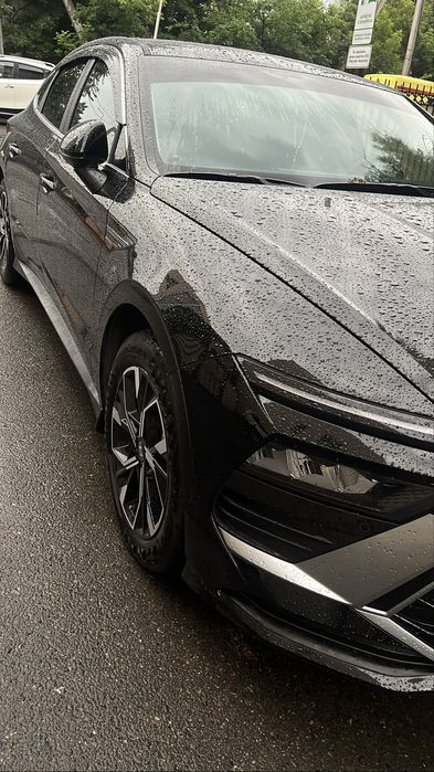 Срочно продам машину хьюндай соната