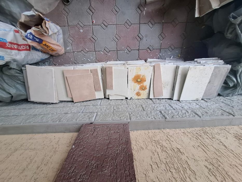 Кафель сатылады 200