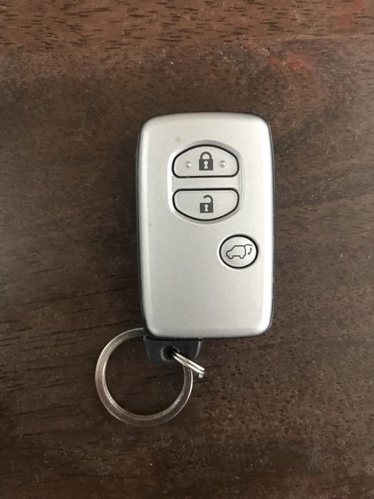 Продам Смарт ключ ЛК 200.