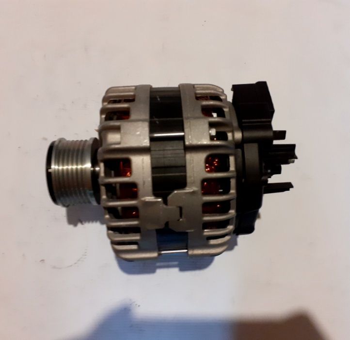 Alternator Dacia Logan releu cu un pin Bosch