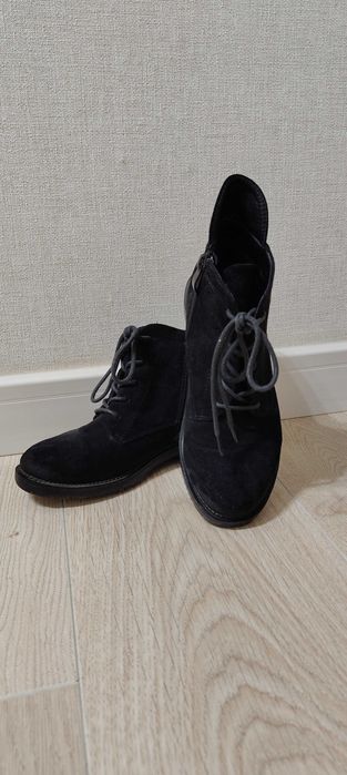 Обувь б/у и новая