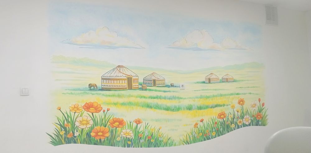 Роспись стен в школах и садиках