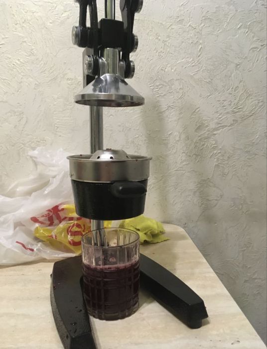 Соковыжималка ручная