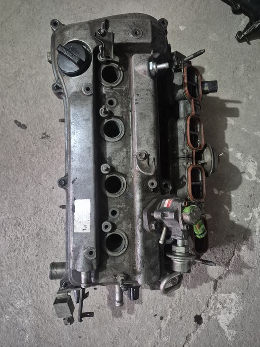 Головка дыигателя Д4 в сборе