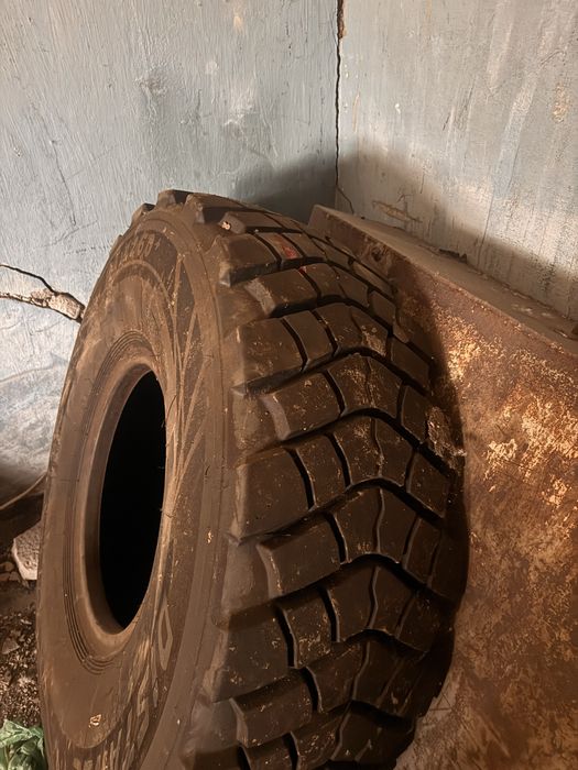 Шины грузовые 425/85/21