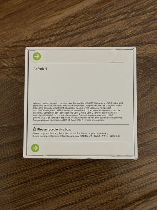 Airpods 4 sigilate garantie