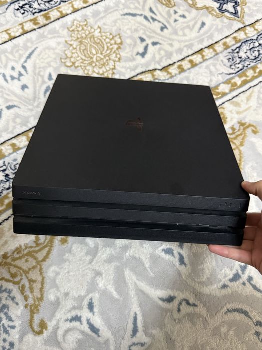 Play Station 4 Pro