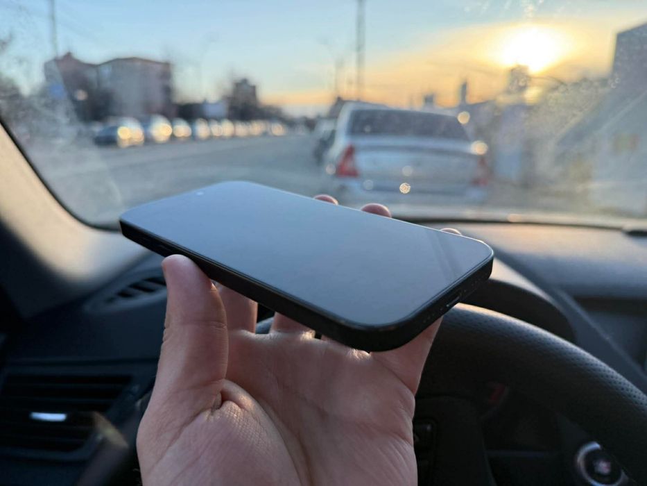 iPhone 16 Pro 128GB 100% baterie