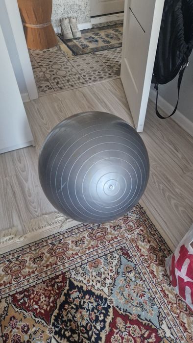 Мяч фитбол для фитнеса