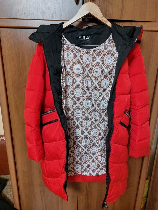 Пуховик зимний р.44