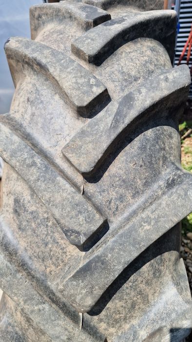 ANVELOPĂ agricolă 13.6-28 marca Petlas