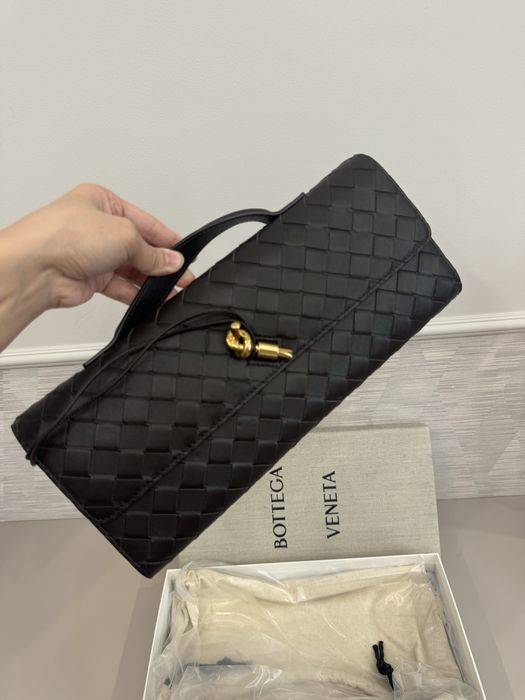 Bottega Veneta сумка- клатч