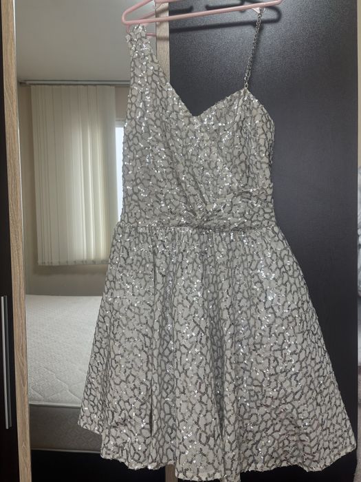 Официална рокля, размер М