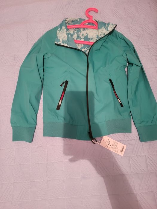 Ветровка  продам