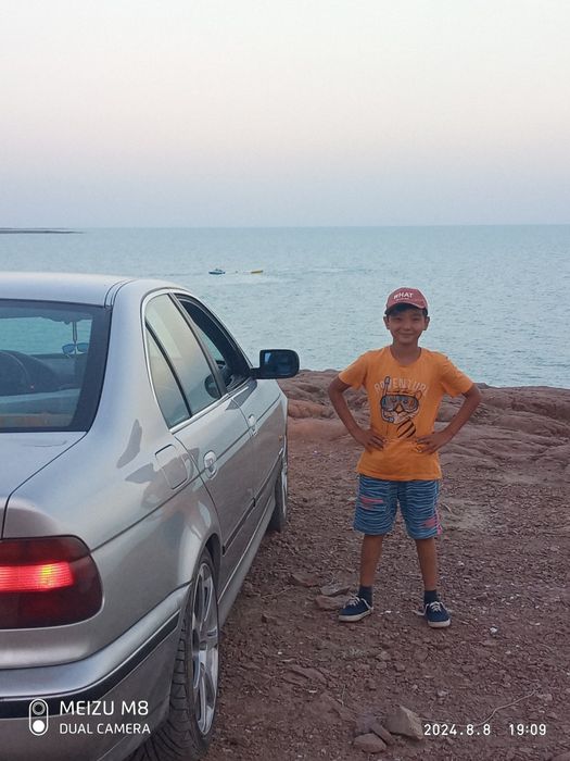 Продам BMW 528i 1997