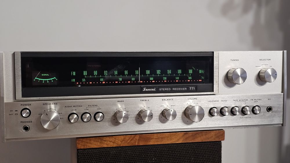 Receiver Sansui 771