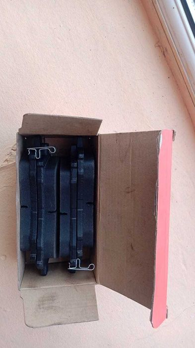 Колодки тормозные Subaru Forester передние