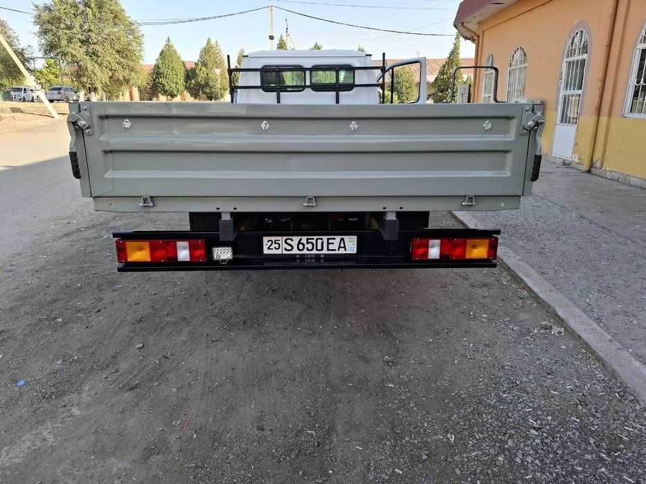 Урганчда 2007 йил газел сотилади