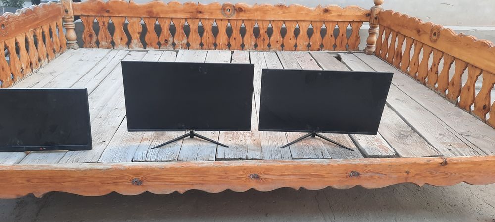 Маниторлар сотлади