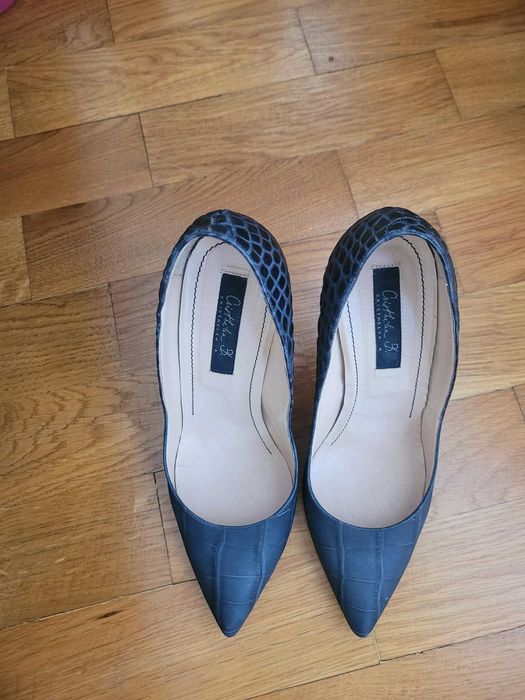 Stiletto Musette
