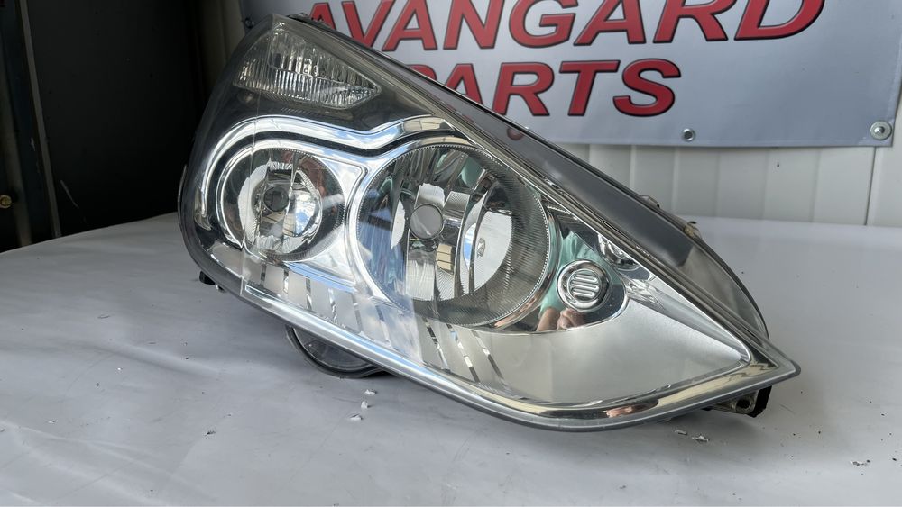 Десен фар Ford S-max 2006-2015